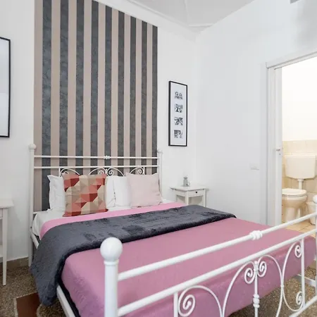 Zaira Bed and breakfast